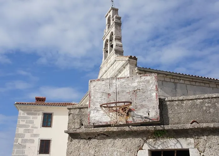 Guki Reihenhaeuser Apartamento Malinska