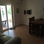 Guki Reihenhaeuser مالينسكا