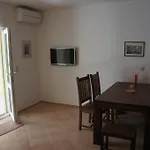 شقة Guki Reihenhaeuser مالينسكا