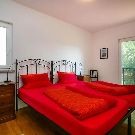 Guki Reihenhaeuser * 말린스카