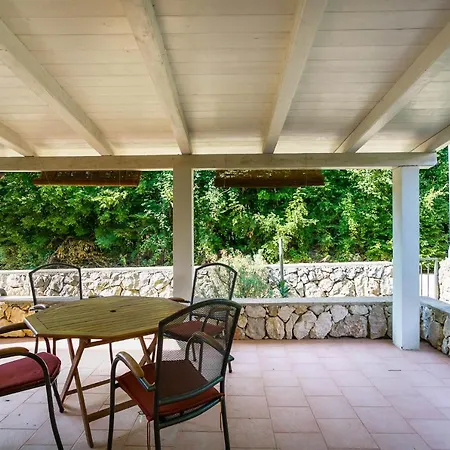 Guki Reihenhaeuser 말린스카