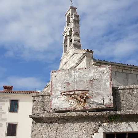 Guki Reihenhaeuser Appartement Malinska