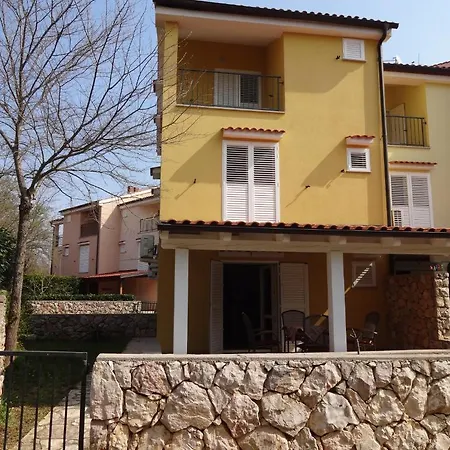 Guki Reihenhaeuser Appartement *