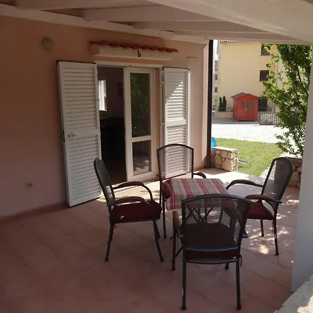 Guki Reihenhaeuser 말린스카