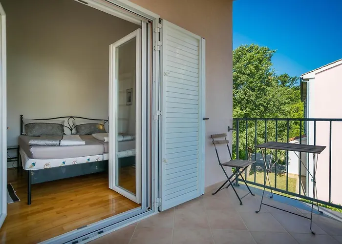 Apartament Guki Reihenhaeuser Malinska