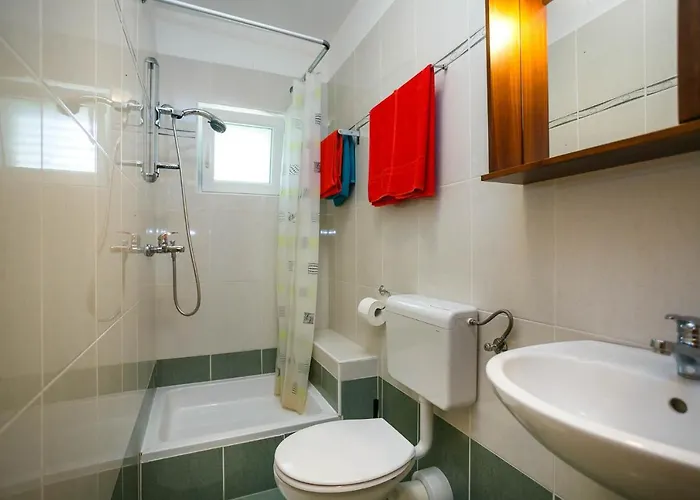 Guki Reihenhaeuser *