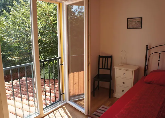 Guki Reihenhaeuser * Malinska