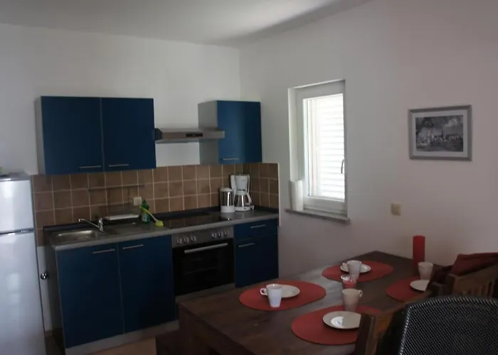 Guki Reihenhaeuser *