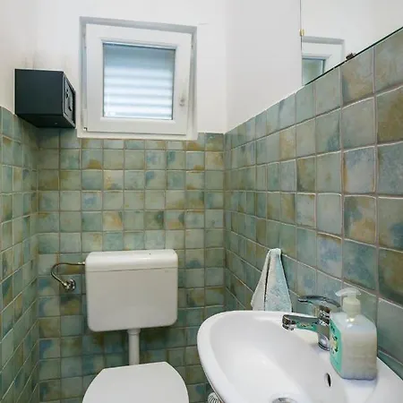 Guki Reihenhaeuser *